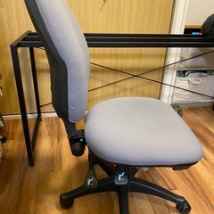 オフィスチェアの画像