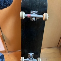 スケートボード
の画像