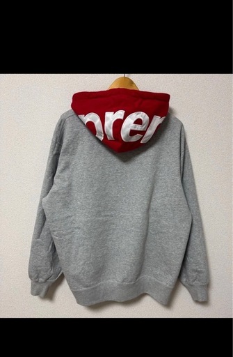 supremeパーカー