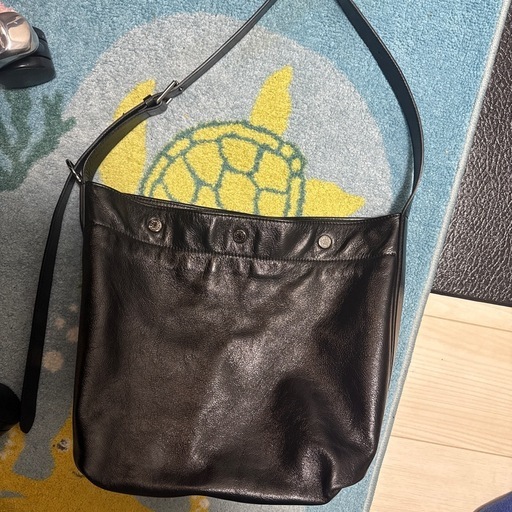 vunque Perfec Button Up Soft Hobo S 黑色