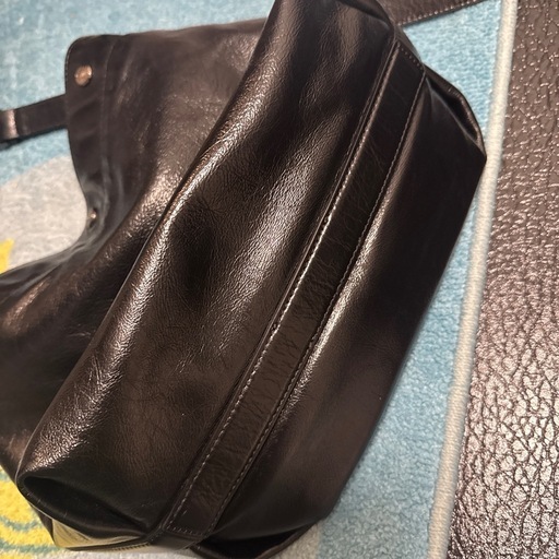 vunque Perfec Button Up Soft Hobo S 黑色