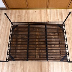 レトロテーブルの画像