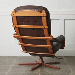 【発送の場合は即購入不可】 2点セット スウェーデン GOTE MOBLER ラウンジチェア オットマン 本革 ビーチ 木製 イージーチェア ソファ 北欧 ヴィンテージ 80082の画像