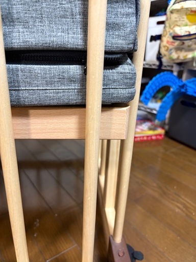 ファルスカのベビーベッド、柵、枕、布団