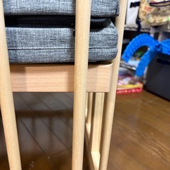 ファルスカのベビーベッド、柵、枕、布団の画像