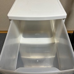 【引取限定・東広島市】キャスター付き 衣装ケース（清掃済み・500円）の画像