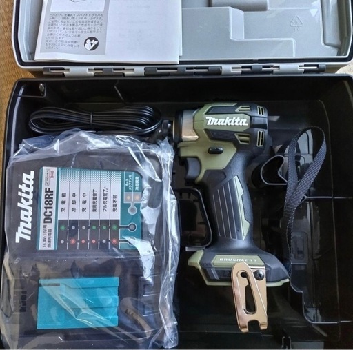 新品 未使用 マキタ18V最上位モデル インパクト【TD173D】バッテリーなし 