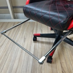 ♦︎⑥訳アリ ゲーミングチェアの画像