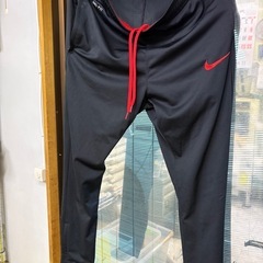 NIKEジャージ
の画像
