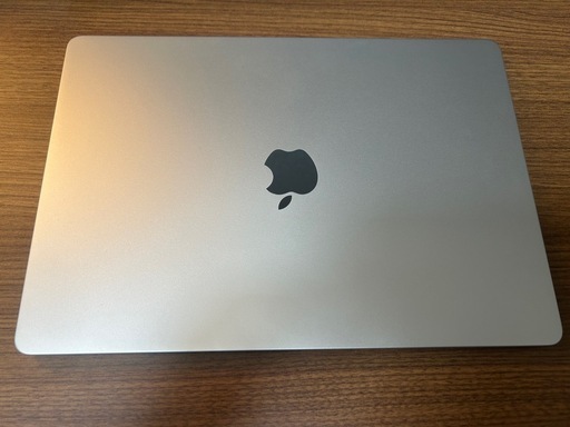 Apple MacBook Air M3 15インチ 256gb