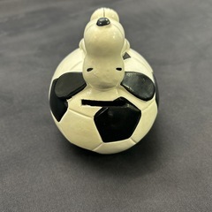 アンティークショップで購入したスヌーピー貯金箱の画像