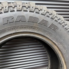 radar タイヤ２本中古　　35×12.50r18の画像