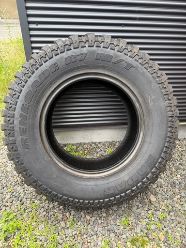 radar タイヤ２本中古　　35×12.50r18