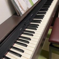 電子ピアノ　カシオPX-750の画像