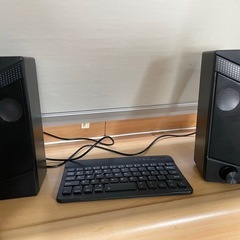 ✴︎OFFSIN RGBライト付き 2.0スピーカー&ワイヤレスキーボードセット✴︎の画像