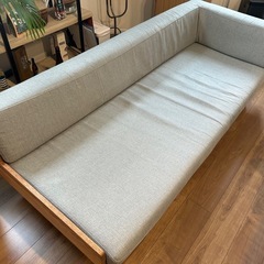 モモナチュラル　ソファ（ミニチェア付き）の画像