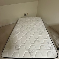 ダブルマットレスの画像