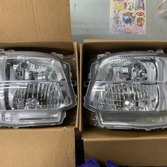 ハイエース　QDF-KDH201Ｖ 純正ヘッドライトレンズ 左右加工品の画像