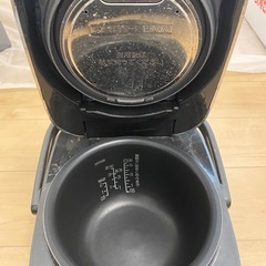 象印　炊飯器5.5合炊　NW-JU10の画像