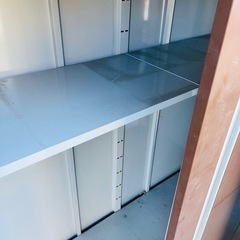 【ちょっとした物の収納に！】中型物置の画像