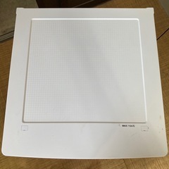 【冷凍庫】IRIS OHYAMA/アイリスオーヤマ IUSD-6B-W 冷凍庫 2022年製 通電OK 動作品 A096の画像