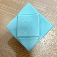 折りたたみ水筒の画像