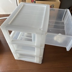 クローゼットチェスト　洋服棚　収納　キャスター付きの画像