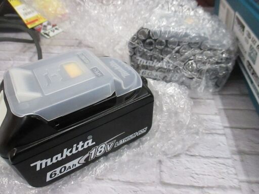 マキタ makia TW700DRGX インパクトレンチ 未使用品 バッテリ40V 2.5Ah二個/充電器 【ハンズクラフト宜野湾店】