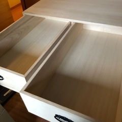 桐のタンスの画像