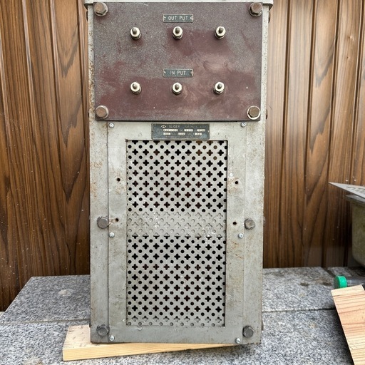3相200Vスライダック325VA