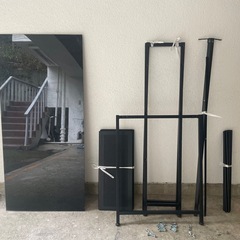 ガラス天板　システムデスクの画像