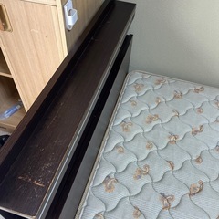 決まりました【無料】シングルベッド収納引き出しとマット付きの画像