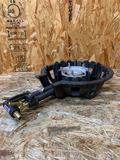 a(7850) 新品 未使用☆ タチバナ 鋳物コンロ ハイカロリーコンロ TS-205 二重 種火無 全長525 直径330 高さ13