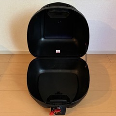 GIVI トップケース モノロック 30Lの画像
