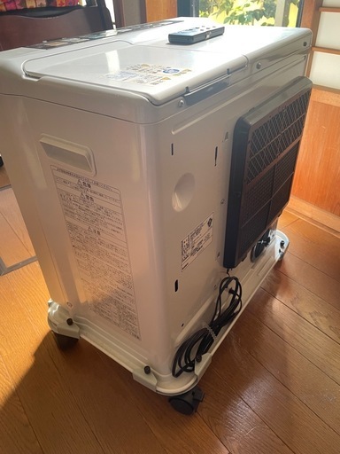 ※決まりました※【美品】　灯油ストーブ　ヒーター　2015年製