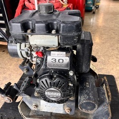 【ジャンク】　明和 明和製作所 プレート プレートコンパクター ランマー KP30A 【11139702】の画像