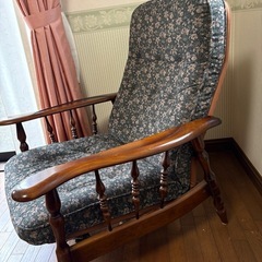 ①【市川市】早い者勝ち karimoku カリモク 椅子 コロニアル リクライニングチェアの画像