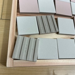 カフェ天板モザイクタイル　木製トレイ目地材セットの画像