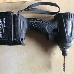 インパクトドライバーの画像