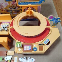 リカちゃん　くるくる回転寿司　※回転不良の画像