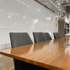 【至急】椅子（3種類）12脚と大型テーブルの画像