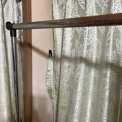 【昭和レトロ📺】日本製❗️オシャレ可愛い💃♥️黄色い 💛ハンガーラック イエロー 収縮自在 キャスター付きの画像