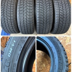 215/60R17🌈バリ溝‼️ブリヂストンスタッドレス🌈ブリザックDM-V1🌈アルファード、エスティマ、ヴェル、CH-R、エクストレイル、エリシオン等の画像