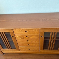 天然木　高級　大塚家具　収納の画像