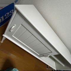 テレビボードの画像