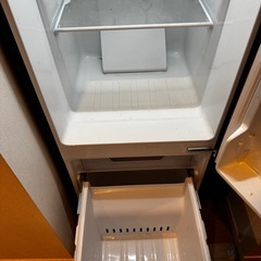 2023年製 TOSHIBA 170L 2ドア冷蔵庫 GR-U17BS ブラックの画像