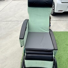 車椅子🍀ティルト&フルリクライニングタイプの画像