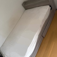 セミダブルベッド(収納・コンセント付)の画像