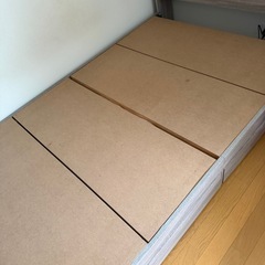 セミダブルベッド(収納・コンセント付)の画像