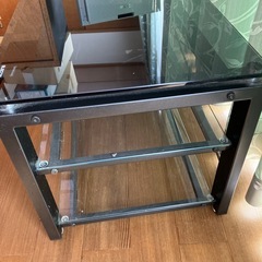 エレコム　黒のガラスローテーブル　テレビボード　テレビ台　引っ越しの画像